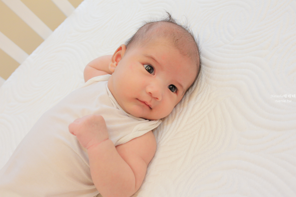 嬰兒床墊推薦│zZsleeper睡睡平安嬰兒墊 涼感透氣太空記憶棉護脊防水床墊