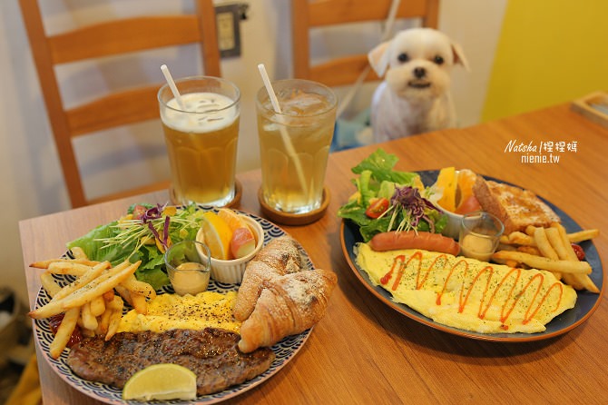 寵物餐廳│台南北區美食│肥窩咖啡~超精緻的寵物餐及可愛店狗25